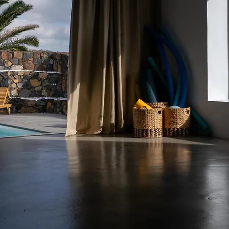 Villa By The Sea *
