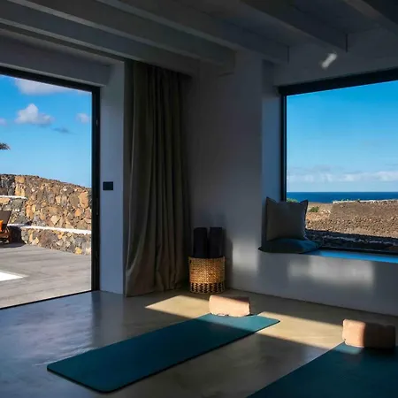 By The Sea Villa *
