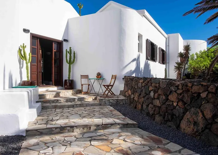 By The Sea Villa Mala