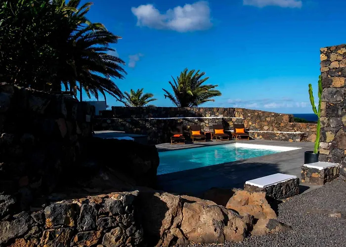 Villa By The Sea Mala